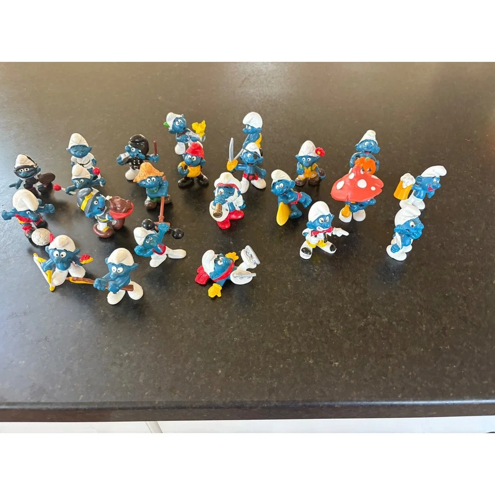Lot 23 vintage Smurf figures Schleich Peyo 1970's 80's collectible